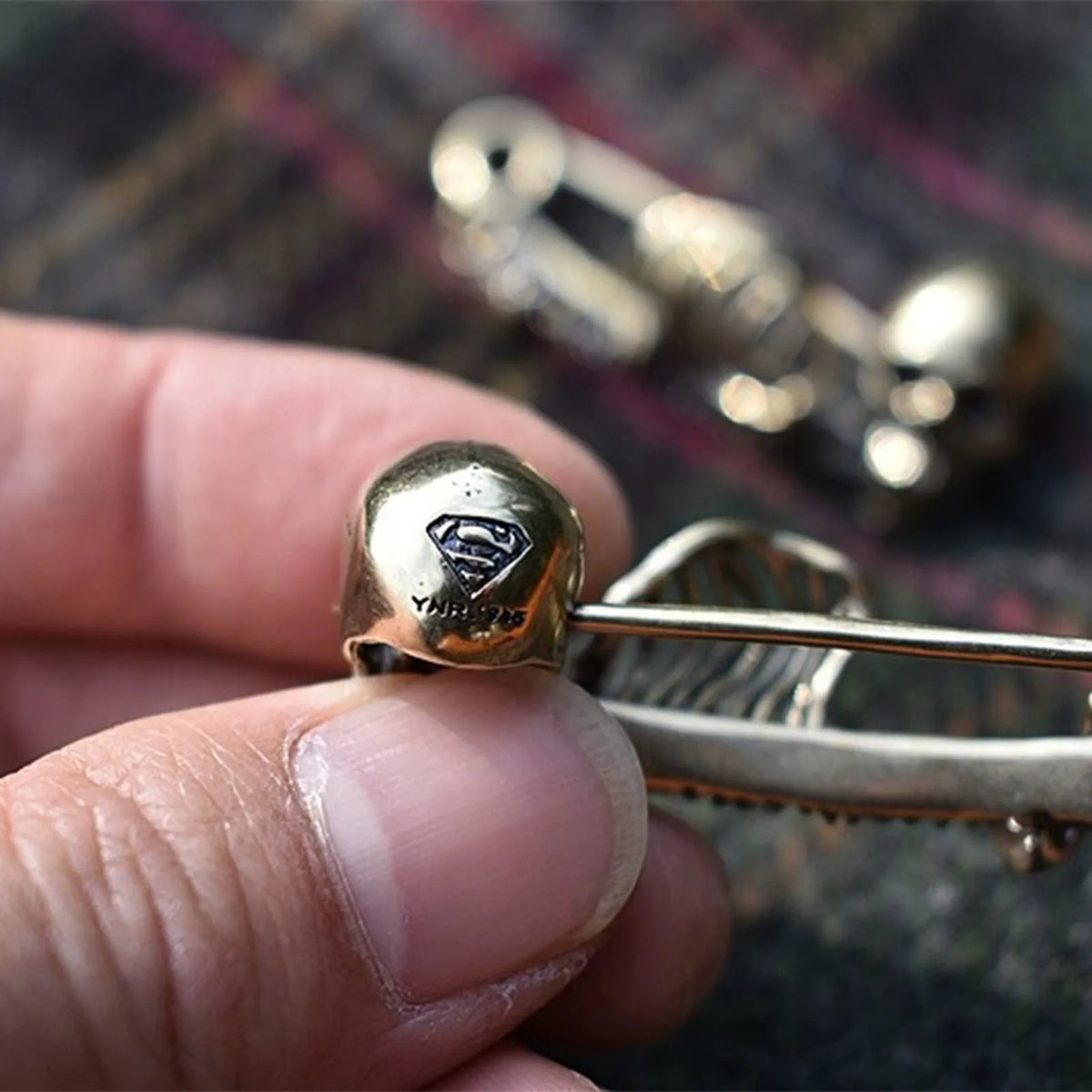 Gothic Skull Brooch – Decorative Lapel Pin Badge