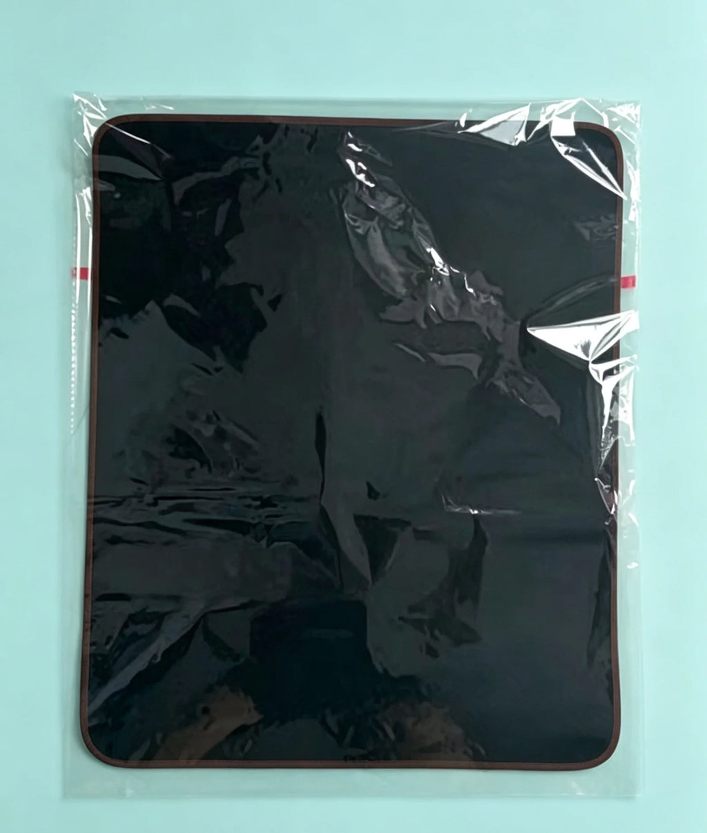 Pet Splash-Proof Mat for Dogs – Easy-Clean Rectangular Pad