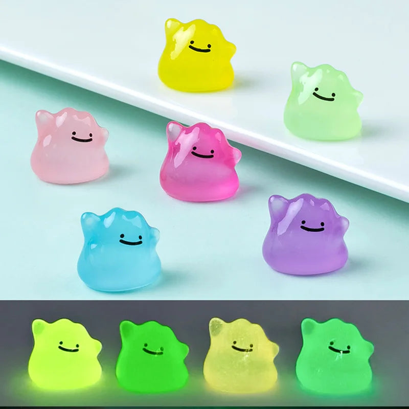 6pcs/Set Anime Pocket Monsters Multicolor Mini Figures Glow In The Dark Ditto Cute Model Decoration Doll Halloween Surprise Gift