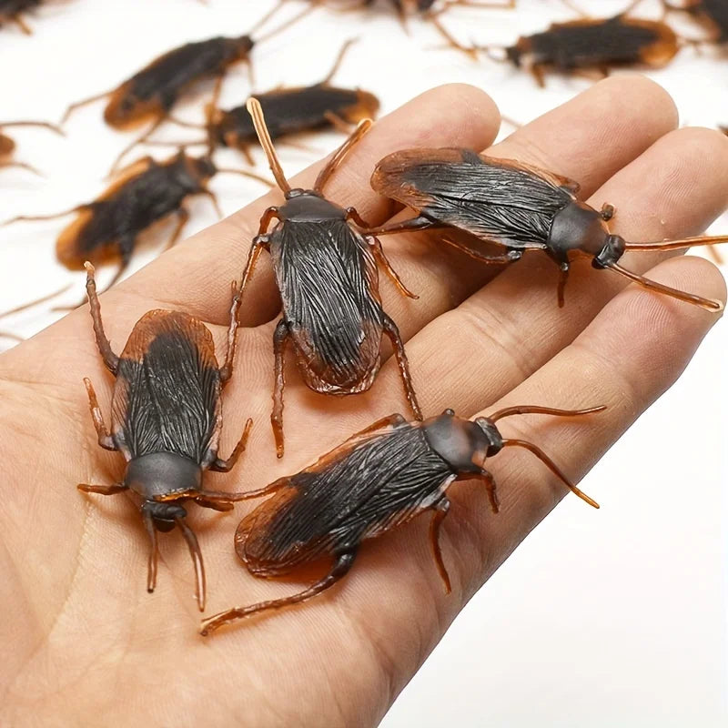50-Piece Fake Cockroach Prank Set for Halloween & Parties