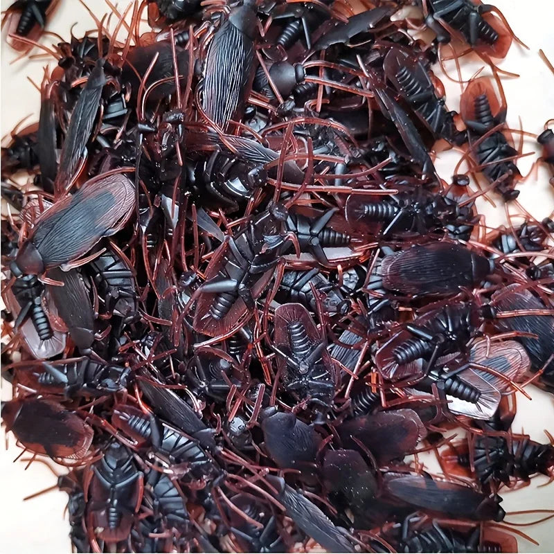 50-Piece Fake Cockroach Prank Set for Halloween & Parties