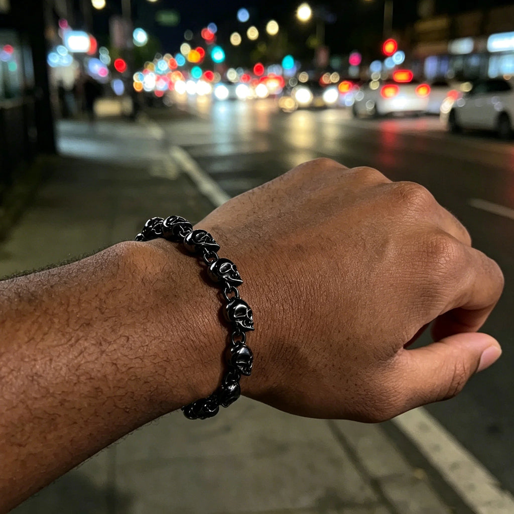 Vintage Stainless Steel Skull Link Bracelet, Gothic Punk Biker Skull Charm Bracelet for Men,Hip Hop Streetwear Accessory Gift