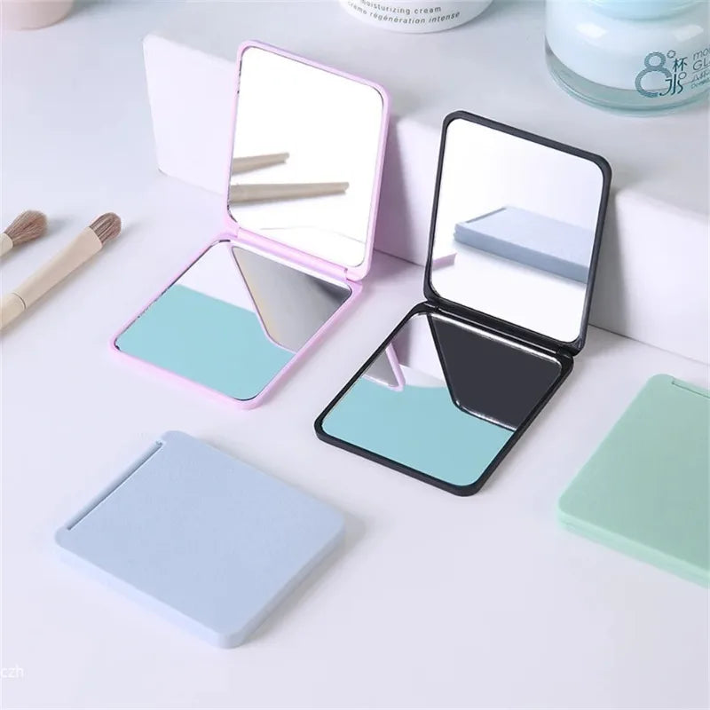 Foldable Pocket Makeup Mirror – Double-Sided Compact