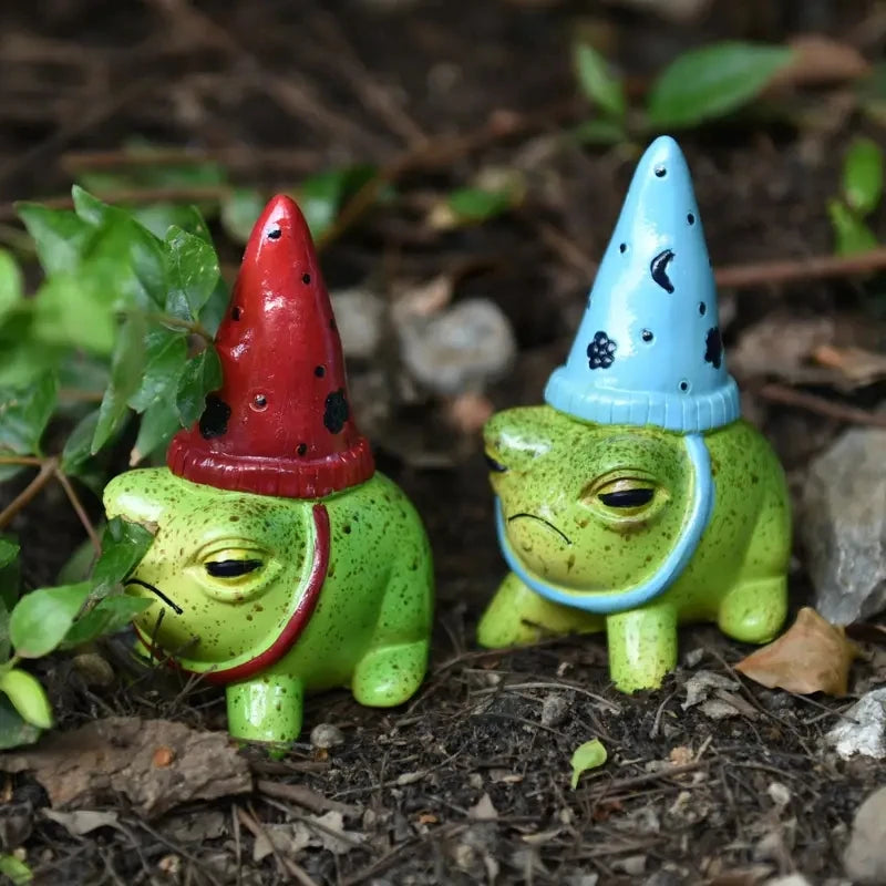 Cute Frog Garden Statue with Party Hat, Decorative Figurine